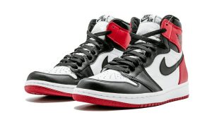 Air Jordan 1 Retro Black Toe (2016)