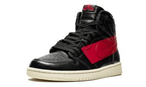 Air Jordan 1 Retro High OG Defiant Couture