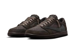 Air Jordan 1 Retro Low OG SP Travis Scott Velvet Brown