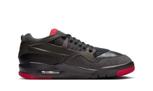 Air Jordan 4 RM Bred