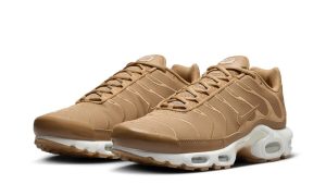 Nike Air Max Plus Flax Sail