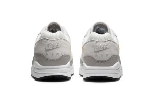 Nike Air Max 1 Essential Summit White University Gold