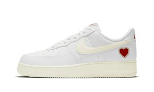 Nike Air Force 1 Low Valentine’s Day (2021)