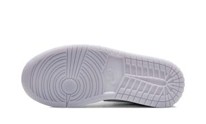 Air Jordan 1 Mid Aluminium Wolf Grey (W)