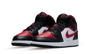 Air Jordan 1 Mid Black Fire Red (GS)