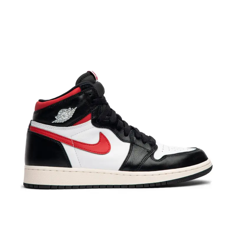 Air Jordan 1 Retro High Black Red (2019) (GS)