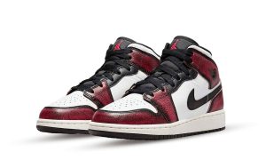 Air Jordan 1 Mid SE Wear-Away Chicago (GS)