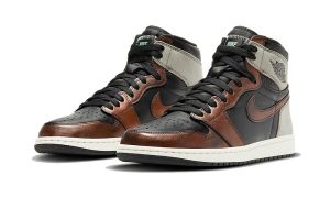 Air Jordan 1 Retro High Patina