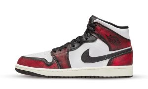 Air Jordan 1 Mid Wear-Away Chicago