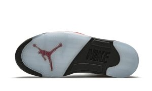 Air Jordan 5 Retro Fire Red Silver Tongue (2020)