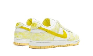 Nike Dunk Low Yellow Strike (W)