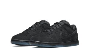 Nike Dunk Low SP Undefeated 5 On It Black