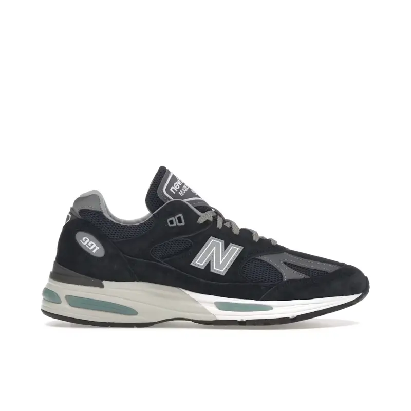 New Balance 991v2 MiUK Dark Navy
