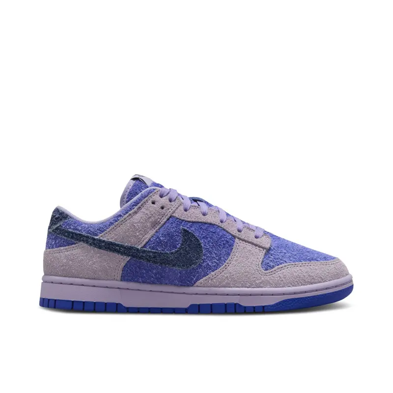 Nike Dunk Low SE Hydrangeas (W)